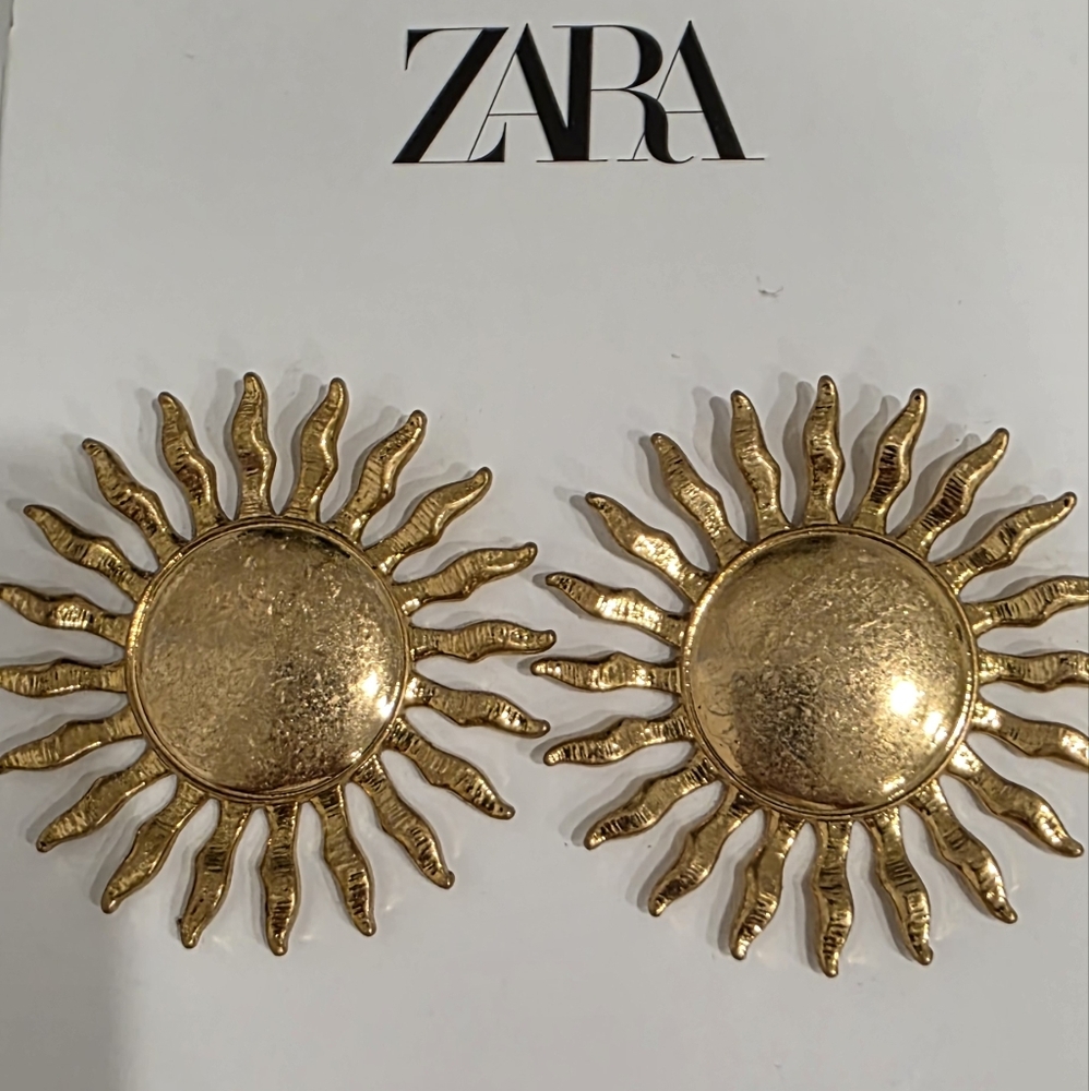 NWT Zara Gold Sun Earrings Minimalist Design